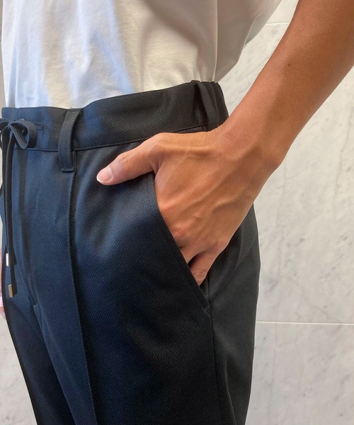 COMME CA COMMUNE(コムサコミューン)の「プリントポンチ イージーパンツ(スラックス・メンズ・ネイビー/オリーブ・SMALL/MEDIUM/LARGE)」の8枚目の写真
