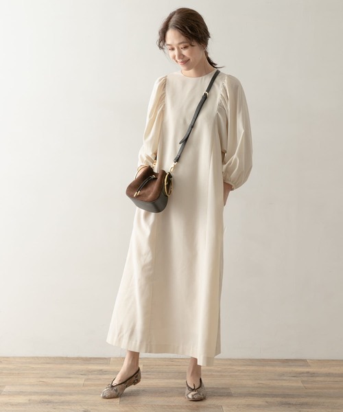 F by ROSSO（エフバイロッソ）の「F by ROSSO　ボリュームスリーブワンピース（ワンピース・レディース・ブラック/ブラウン/ライトベージュ・FREE）」の15枚目の写真