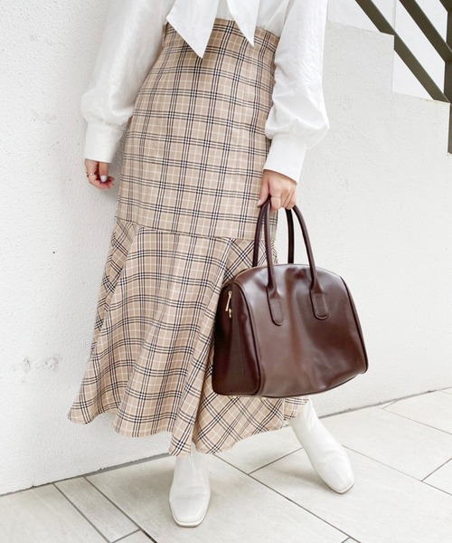 one after another NICE CLAUP（ワンアフターアナザーナイスクラップ）の「【S,Mサイズ展開あり】スタイルアップが叶う。ハイウエストレディマーメイドスカート（スカート・レディース・ブラック/ネイビー/ベージュ系その他/ブルー系その他/ブラウン系その他・SMALL/MEDIUM）」の19枚目の写真