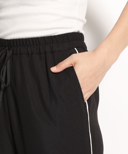 niko and...（ニコアンド）の「サイドラインイージーパンツ（その他パンツ・レディース・ブラック/モカ・MEDIUM/LARGE）」の6枚目の写真