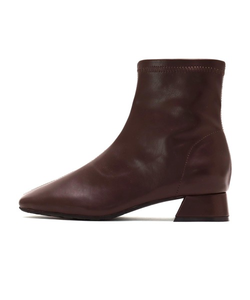 SOROTTO(ソロット)の「ローヒールのストレッチショートブーツ(ブーツ・レディース・ブラック/ダークブラウン/アイボリー/ブラック系その他・LL/3L/S/M/L)」の10枚目の写真