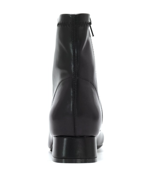 SOROTTO(ソロット)の「ローヒールのストレッチショートブーツ(ブーツ・レディース・ブラック/ダークブラウン/アイボリー/ブラック系その他・LL/3L/S/M/L)」の12枚目の写真