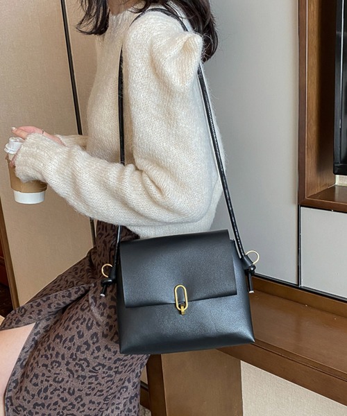 shopnikoniko(ショップニコニコ)の「2way スクエア ショルダーバッグ(ショルダーバッグ・レディース・ホワイト/ブラック/ベージュ/ブラウン・フリー)」の13枚目の写真
