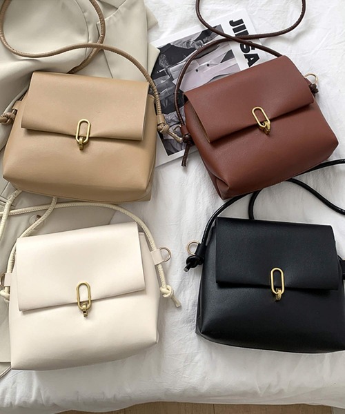shopnikoniko(ショップニコニコ)の「2way スクエア ショルダーバッグ(ショルダーバッグ・レディース・ホワイト/ブラック/ベージュ/ブラウン・フリー)」の16枚目の写真