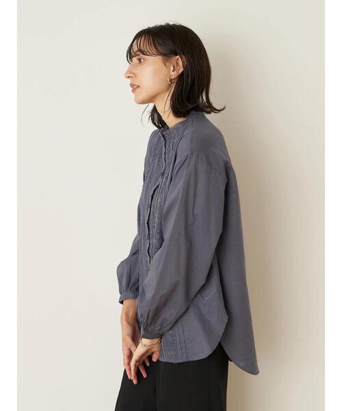 earth music&ecology(アースミュージックアンドエコロジー)の「ピンタックレースチュニック *(シャツ/ブラウス・レディース・ブラック/オフホワイト/ダークブルー/ピンクベージュ・FREE)」の6枚目の写真