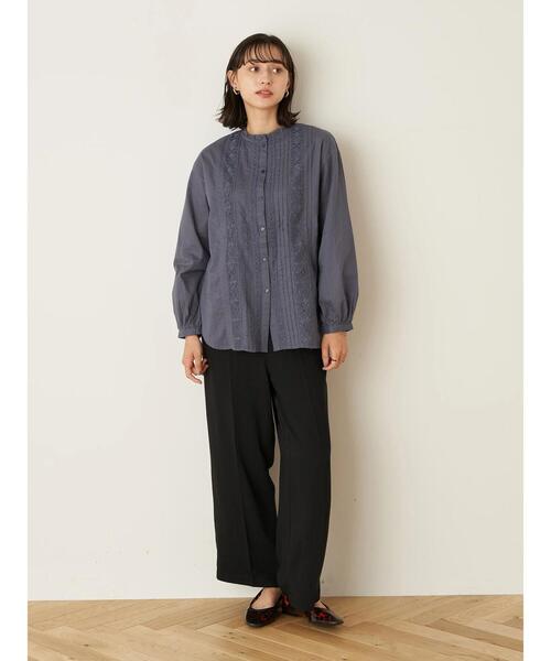 earth music&ecology(アースミュージックアンドエコロジー)の「ピンタックレースチュニック *(シャツ/ブラウス・レディース・ブラック/オフホワイト/ダークブルー/ピンクベージュ・FREE)」の13枚目の写真