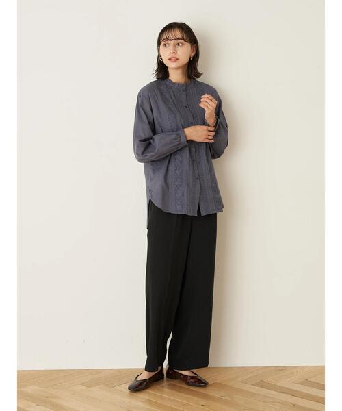 earth music&ecology(アースミュージックアンドエコロジー)の「ピンタックレースチュニック *(シャツ/ブラウス・レディース・ブラック/オフホワイト/ダークブルー/ピンクベージュ・FREE)」の15枚目の写真