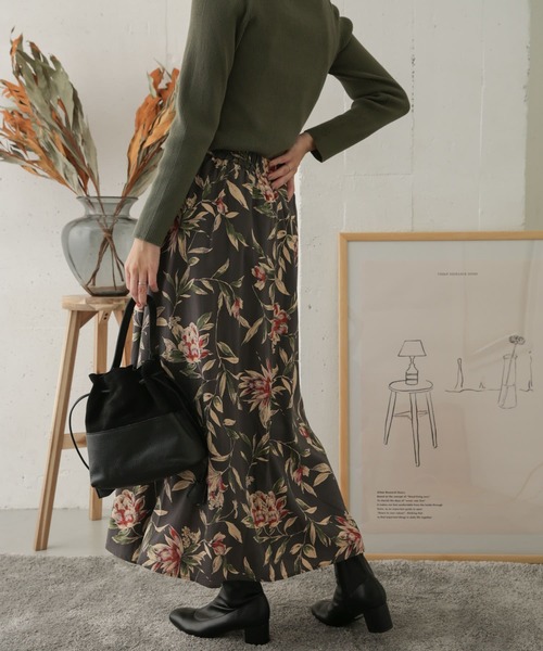URBAN RESEARCH DOORS（アーバンリサーチドアーズ）の「レーヨン大花柄スカート（スカート・レディース・グレー系その他/オレンジ系その他・ONE）」の20枚目の写真