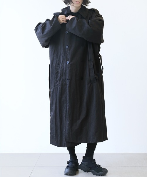 minsobi（ミンソビ）の「ロングオーバートレンチコート（トレンチコート・メンズ・ブラック・FREE）」の4枚目の写真