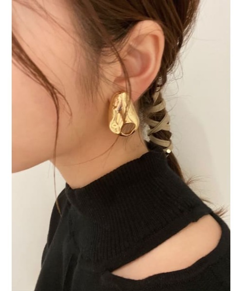 SLY(スライ)の「RICH COATING DEFORMED EARRING イヤリング(イヤリング・レディース・シルバー/ゴールド・FREE)」の5枚目の写真
