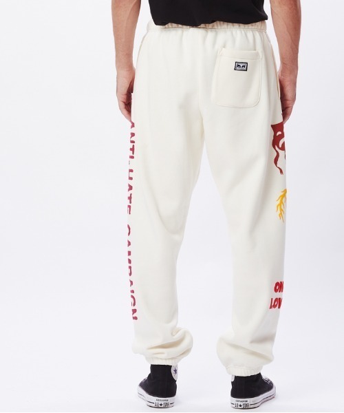 OBEY(オベイ)の「OBEY/オベイ 裏起毛 プリント&刺繍入り スウェットパンツ(スウェットパンツ・メンズ・ホワイト/ブラック・MEDIUM/LARGE)」の5枚目の写真