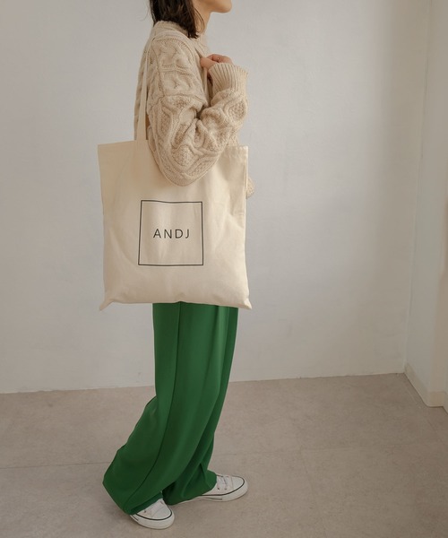 ＡＮＤＪ（アンドジェイ）の「ANDJロゴトートバッグ（トートバッグ・レディース・オフホワイト/ブラック・M）」の18枚目の写真