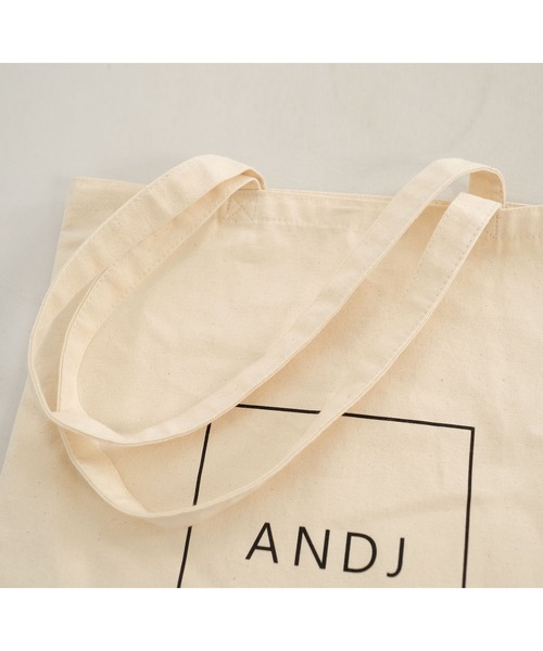 ＡＮＤＪ（アンドジェイ）の「ANDJロゴトートバッグ（トートバッグ・レディース・オフホワイト/ブラック・M）」の17枚目の写真