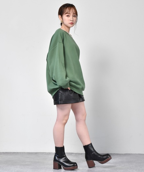 ems excite（エムズエキサイト）の「ロゴBIGトレーナー（スウェット・レディース・チャコールグレー/オフホワイト/グリーン・FREE）」の8枚目の写真