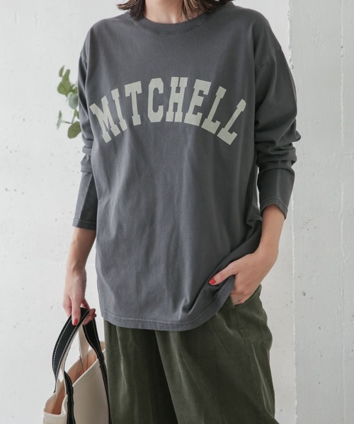 URBAN RESEARCH DOORS（アーバンリサーチドアーズ）の「カレッジロゴプリントTシャツ（Tシャツ/カットソー・レディース・アイボリー/グレー系その他/スミクロ・ONE）」の2枚目の写真