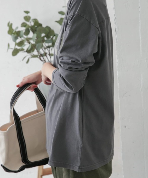 URBAN RESEARCH DOORS（アーバンリサーチドアーズ）の「カレッジロゴプリントTシャツ（Tシャツ/カットソー・レディース・アイボリー/グレー系その他/スミクロ・ONE）」の5枚目の写真