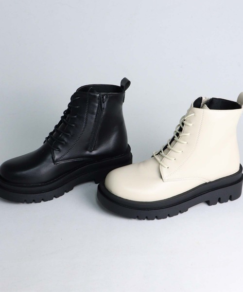 LibertyDoll（リバティードール）の「LIBERTYDOLL / [超軽量]スクエアトゥトラックソールレースアップブーツ (9081)　コンバットブーツ　ショートブーツ（ブーツ・レディース・ブラック/アイボリー/ホワイト/ダークブラウン/ブラック系その他・LL/S/M/L/3L/SS/40/41/42/44/43）」の20枚目の写真