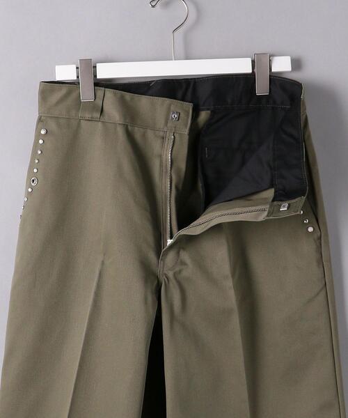 TOGA(トーガ)の「<TOGA(トーガ)>×<Dickies (ディッキーズ)> ワイド パンツ■■■(チノパンツ・メンズ・オリーブ・46)」の3枚目の写真