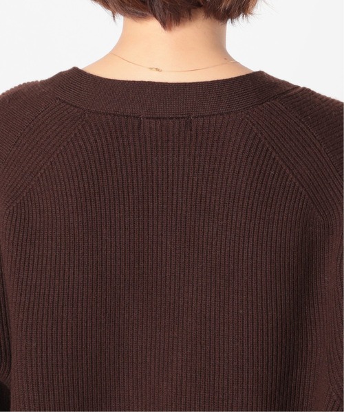 IENA（イエナ）の「畦Vネックカーディガン◆（カーディガン/ボレロ・レディース・ブラウン/グレー・FREE）」の13枚目の写真