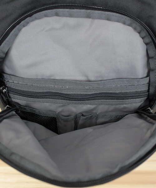 THE NORTH FACE(ザノースフェイス)の「コネクターフレックスベント バックパック 26.5L CONNECTOR(バックパック/リュック・メンズ・ブラック・F)」の13枚目の写真
