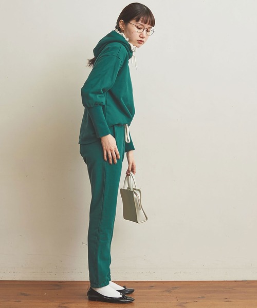 fig Ｌondon（フィグロンドン）の「●professional　puff PO（スウェット・レディース・グレー/グリーン・FREE）」の14枚目の写真