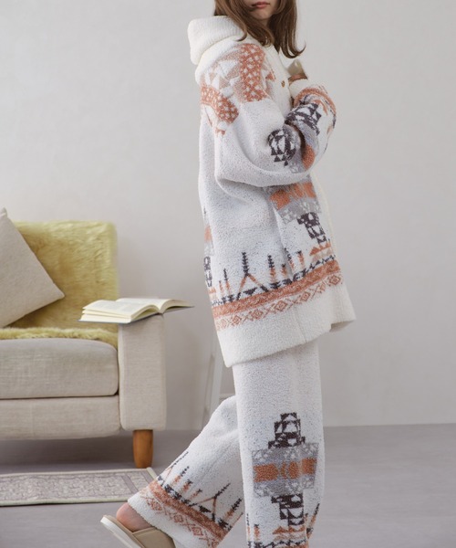 acro(アクロ)の「ショールカラージャガード柄カウチン/AC1263(ルームウェア/パジャマ・レディース・アイボリー・フリ-)」の2枚目の写真