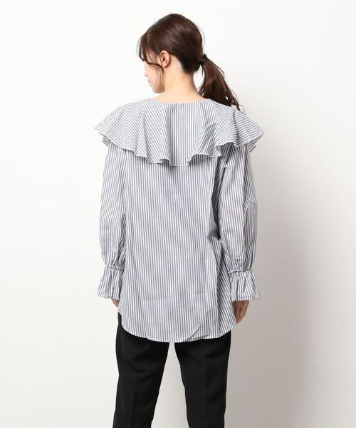 INCEDE（インシード）の「キャンディスリーブ フリルブラウス（シャツ/ブラウス・レディース・パープル/ネイビー/グリーン・LL/3L/4L/M/L）」の5枚目の写真