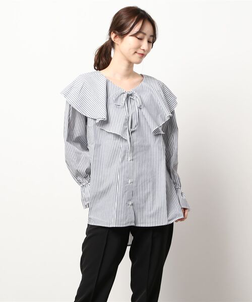 INCEDE（インシード）の「キャンディスリーブ フリルブラウス（シャツ/ブラウス・レディース・パープル/ネイビー/グリーン・LL/3L/4L/M/L）」の7枚目の写真