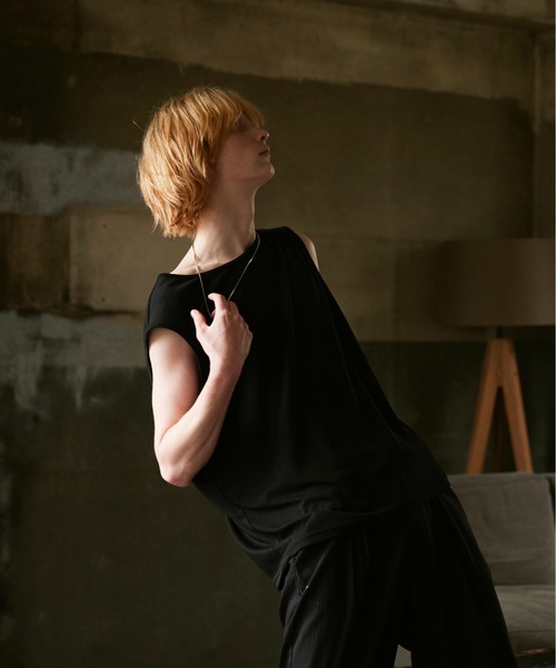 ln fortis（ロンフォルティス）の「ln fortis - ドライタッチノースリーブシャツ（タンクトップ・メンズ・ホワイト/ブラック・SMALL/MEDIUM）」の6枚目の写真