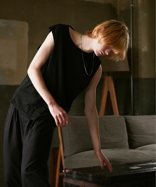 ln fortis（ロンフォルティス）の「ln fortis - ドライタッチノースリーブシャツ（タンクトップ・メンズ・ホワイト/ブラック・SMALL/MEDIUM）」の8枚目の写真