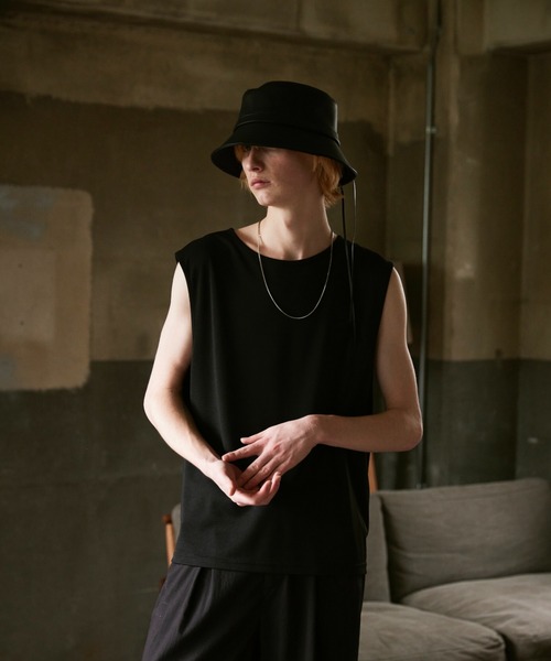 ln fortis（ロンフォルティス）の「ln fortis - ドライタッチノースリーブシャツ（タンクトップ・メンズ・ホワイト/ブラック・SMALL/MEDIUM）」の14枚目の写真