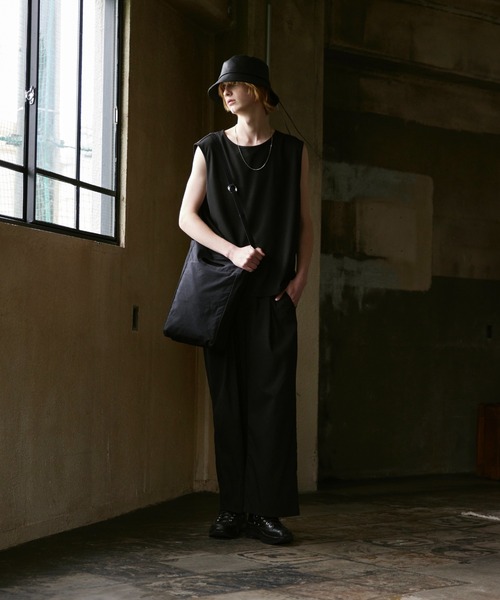 ln fortis（ロンフォルティス）の「ln fortis - ドライタッチノースリーブシャツ（タンクトップ・メンズ・ホワイト/ブラック・SMALL/MEDIUM）」の21枚目の写真