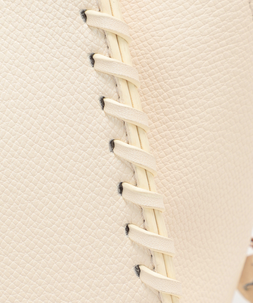 SLOBE IENA（スローブイエナ）の「SLOBE IENA ステッチデザインバッグ◆（ハンドバッグ・レディース・ホワイト/キャメル・FREE）」の3枚目の写真