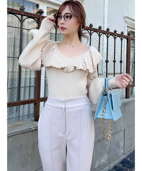 RESEXXY（リゼクシー）の「ラッフルデザインニットトップス（ニット/セーター・レディース・ブラック/ピンク/アイボリー・FREE）」の22枚目の写真