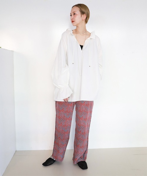 CITYSHOP（シティーショップ）の「COTTON SMOCK ブラウス（シャツ/ブラウス・レディース・ブラック/ホワイト・FREE）」の7枚目の写真