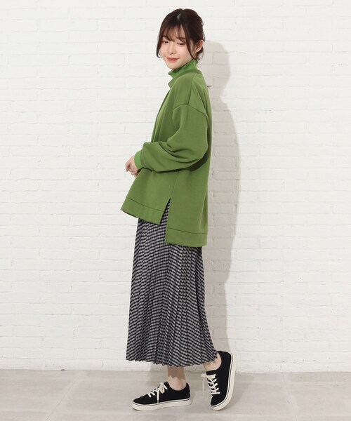 Cutie Blonde（キューティーブロンド）の「◆【S-L】春カラーニットリブレイヤード風プルオーバー（スウェット・レディース・マスタード/グレー系その他/ライトベージュ/黄緑系・01/02/03）」の22枚目の写真