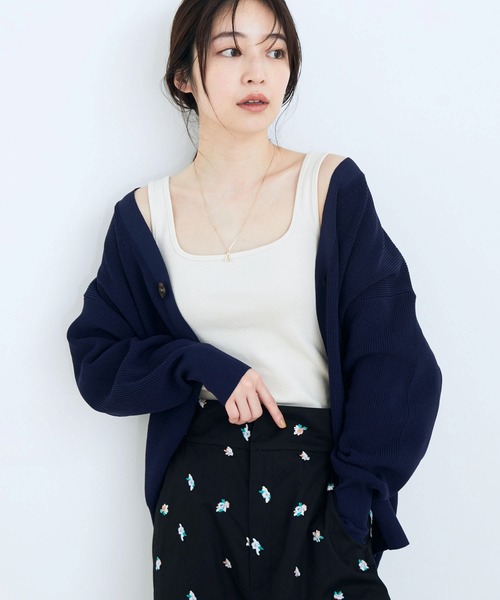 VIS（ビス）の「ドロップショルダーコクーンカーディガン（カーディガン/ボレロ・レディース・ベージュ/ライトグレー/ライトグリーン/ネイビー・FREE）」の4枚目の写真