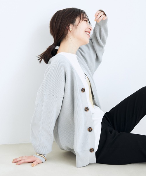 VIS（ビス）の「ドロップショルダーコクーンカーディガン（カーディガン/ボレロ・レディース・ベージュ/ライトグレー/ライトグリーン/ネイビー・FREE）」の7枚目の写真