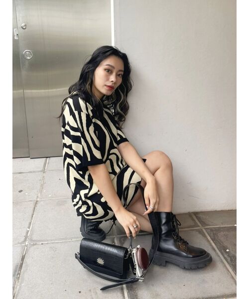 EVRIS（エヴリス）の「クロコライクマルチショルダーBAG（ショルダーバッグ・レディース・ホワイト/ブラック/グリーン・FREE）」の4枚目の写真