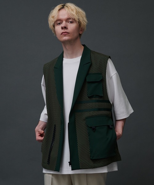CITY TOKYO（シティトウキョウ）の「ユーティリティーメッシュジップベスト（ベスト・メンズ・ブラック/グリーン・1/2）」の8枚目の写真