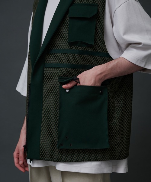 CITY TOKYO（シティトウキョウ）の「ユーティリティーメッシュジップベスト（ベスト・メンズ・ブラック/グリーン・1/2）」の16枚目の写真