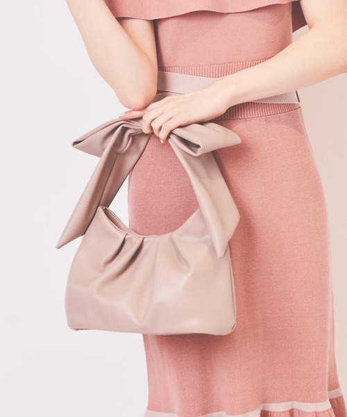31 Sons de mode（トランテアン　ソン　ドゥ　モード）の「ビッグリボンバッグ（ショルダーバッグ・レディース・ピンク/ブラック・FREE）」の2枚目の写真