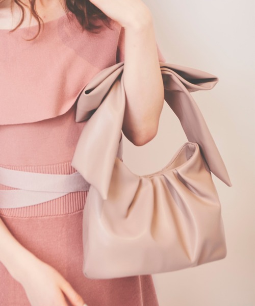 31 Sons de mode（トランテアン　ソン　ドゥ　モード）の「ビッグリボンバッグ（ショルダーバッグ・レディース・ピンク/ブラック・FREE）」の5枚目の写真