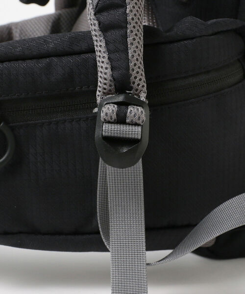 ACG(エィシージー)の「NIKE / ACG 36 Backpack(バックパック/リュック・メンズ・ブラック・ONE SIZE)」の4枚目の写真