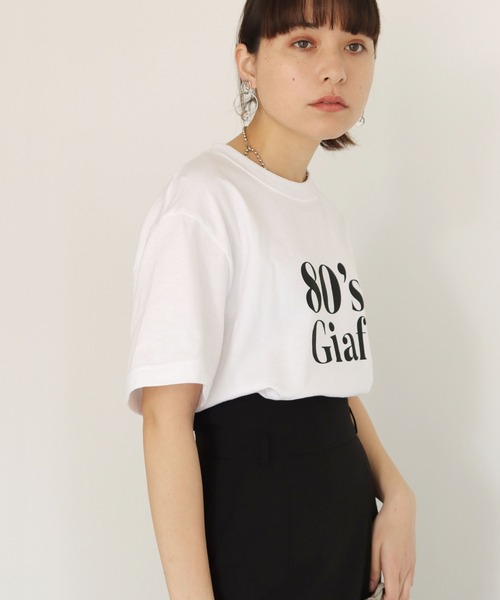 HER CLOSET(ハークローゼット)の「【shemoshelly】WEB限定5.6オンス80'sレトロスローガンロゴTシャツ(Tシャツ/カットソー・レディース・ブラック/ホワイト・L/M/S)」の9枚目の写真
