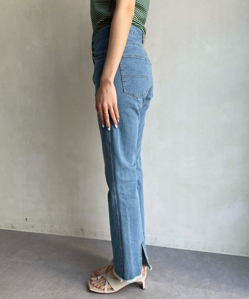 CAPRICIEUX LE'MAGE（カプリシューレマージュ）の「スリムフレアデニム（デニムパンツ・レディース・ブルー・38/36）」の3枚目の写真