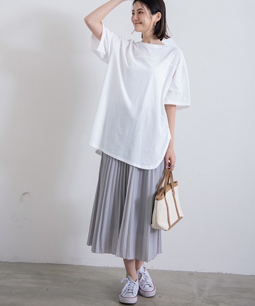 Doux Belle(ドゥーベル)の「サイドスリット入りビックシルエットTシャツ(Tシャツ/カットソー・レディース・パープル/ブルー/グリーン/グレー/ホワイト/ブラック・FREE)」の13枚目の写真