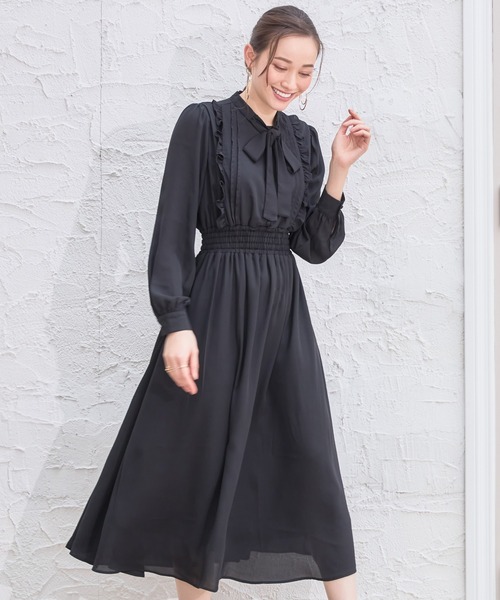 DRESS PLUS(ドレスプラス)の「パーティードレス ハイウエスト ゴム ボウタイワンピース フレア(ドレス・レディース・ブラック/ブルー/スモークピンク・S/M/L)」の2枚目の写真