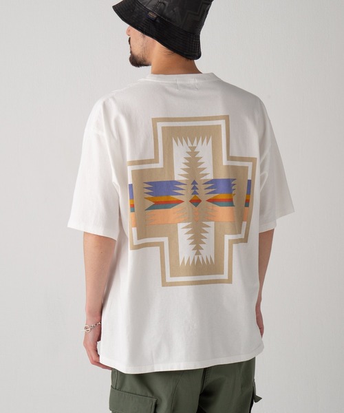 PENDLETON(ペンドルトン)の「Back Print Tee(Tシャツ/カットソー・メンズ・チャコールグレー/ブラック/ライトホワイト/レッド/オフホワイト/ベージュ/ターコイズブルー/グレー系その他/ミント/ホワイト系その他・M/L)」の2枚目の写真