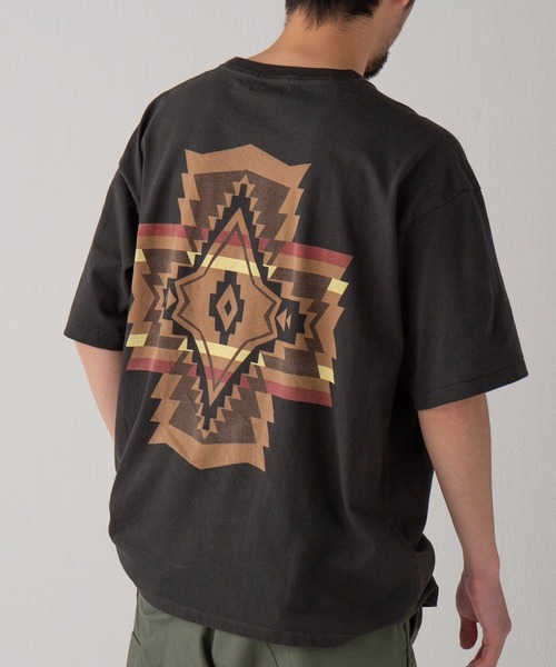 PENDLETON(ペンドルトン)の「Back Print Tee(Tシャツ/カットソー・メンズ・チャコールグレー/ブラック/ライトホワイト/レッド/オフホワイト/ベージュ/ターコイズブルー/グレー系その他/ミント/ホワイト系その他・M/L)」の6枚目の写真